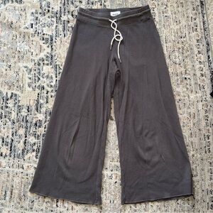 Mate the label Waffle knit wide leg sweatpants XS gray